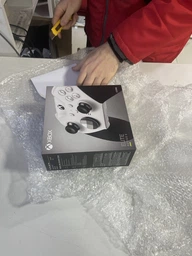 Геймпад Microsoft Xbox Elite Wireless Controller Series 2 Core Blue (RFZ-00017) фото от покупателей 16
