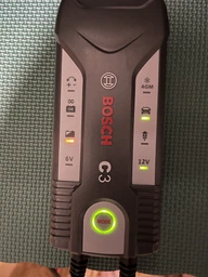 Пристрій для заряджання акумулятора BOSCH C3 Bosch BO 018999903M фото від покупців 2