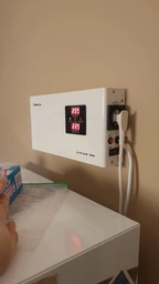Стабілізатор напруги Real-El Stab Slim-1000 White (EL122400007)