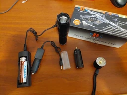 Кишеньковий ліхтарик Police BL-1831-T6 COB зарядка від MicroUSB Чорний (BL1831T6) фото від покупців 9