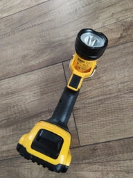 Ліхтар світлодіодний акумуляторний DeWALT DCL040 фото від покупців 3