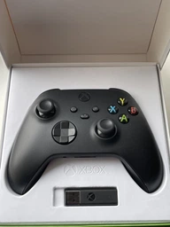 Microsoft Xbox Series X | S Wireless Controller with Bluetooth (Carbon Black) + Адаптер бездротового геймпада для Windows (Upgrade Version) фото від покупців 7