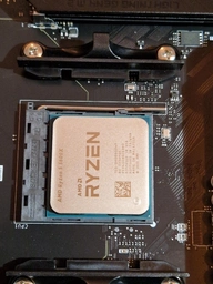 Процессор AMD Ryzen 5 5600X 3.7GHz/32MB (100-100000065BOX) sAM4 BOX фото от покупателей 11
