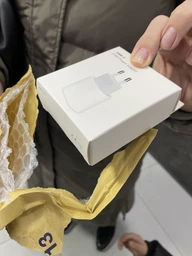 Зарядка для iPhone Apple 20W USB-C Power Adapter + беспроводная зарядка для айфон Комплект