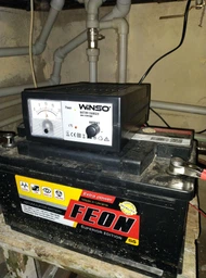Зарядное устройство АКБ Winso 12V 139200