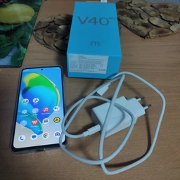 Мобільний телефон ZTE Blade V40 Pro 6/128GB Black