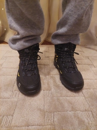 Подростковые зимние ботинки для мальчика Jack Wolfskin Vojo Texapore Mid K 4042181-6361 39 (5.5UK) Черный/Желтый (4060477902531) фото от покупателей 3