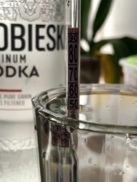 Водка Sobieski Platinum 0.7 л 40% (4770053230186)