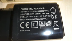 Мережевий зарядний пристрій Ugreen ED011 USB Wall Charger 2.1A Black (50459) фото від покупців 2