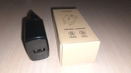 Мережевий зарядний пристрій Ugreen ED011 USB Wall Charger 2.1A Black (50459) фото від покупців 1