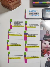 Настільна гра Карти мемчики та котики Strateg 30729 розважальна патріотична фото від покупців 16
