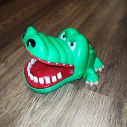 Игра детская настольная Qunxing toys "Крокодил-дантист" (2205) фото от покупателей 18