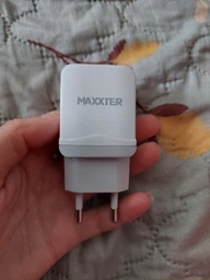 Мережевий зарядний пристрій Maxxter UC-25A White фото від покупців 1