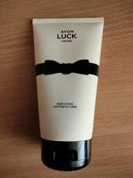 Парфюмированный лосьон для тела Avon Luck (5059018521422) 125 мл фото от покупателей 1