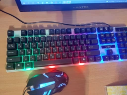 Комплект UKC клавіатура і миша з LED підсвічуванням 104 клавіші 44см Чорний (K01-5559) фото від покупців 1