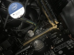 Оперативная память DDR3-1600 8Gb PC3-12800 AVIS AD3F1600/8 8192MB (770008525) фото от покупателей 17