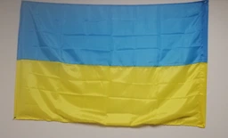 Флаг Украины большого размера 140*90 см (холст), яркий, насыщенный цвет с местом для держателя-флагштока фото от покупателей 7