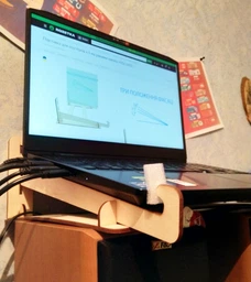 Підставка для ноутбуків з 3-ма рівнями нахилу «CD» (6112) фото від покупців 1