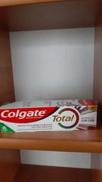 Зубна паста Colgate Тотал Професійний догляд за яснами 75 мл (8718951482074) фото від покупців 5