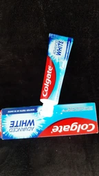 Зубная паста Colgate Комплексное отбеливание 50 мл (8718951324053) фото от покупателей 9