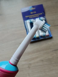 Насадки для электрических зубных щеток Oral b для ежедневного ухода сменные 4 шт.упаковке фото от покупателей 16