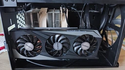 Відеокарта AMD Radeon RX 6750 XT 12GB GDDR6 Gaming OC Gigabyte (GV-R675XTGAMING OC-12GD) фото від покупців 1