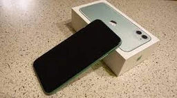 Мобильный телефон Apple iPhone 11 128GB Yellow (MHDL3)