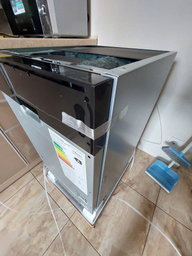 Вбудована посудомийна машина Samsung DW50R4040BB/WT фото від покупців 9