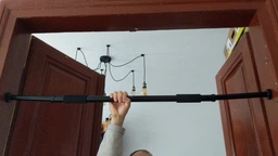 Раздвижной распорный турник Wealis 83-130 см черный (съемная, металлическая перекладина в дверной проем для дома) EF-130-BL фото от покупателей 7