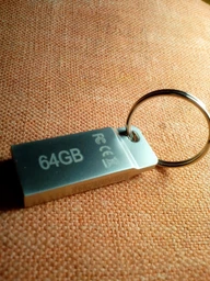Флеш память USB Verbatim Metal Executive 64GB USB 3.2 Gen1 Gold (99106) фото от покупателей 9