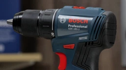 Безщітковий акумуляторний дриль-шурупокрут Bosch Professional GSR 185-LI із 2 акб GBA 18V 2.0Ah і з/п GAL 18V-20 у кейсі (06019K3000) фото від покупців 6