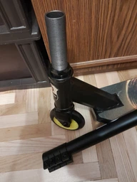 Труковий самокат Maraton DISTRICT двоколісний з поліуретановими колесами Чорний "Вогняне колесо" (7063) фото від покупців 2