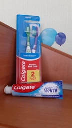 Зубна щітка Colgate Експерт Чистоти середньої жорсткості 2 шт (8714789732244) фото від покупців 1