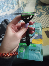 Одноразові станки Wilkinson Sword Xtreme 3 Sensitive 4+2 шт (4027800010707)