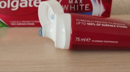 Зубна паста Colgate Max White One 75 мл (8718951050860) фото від покупців 4