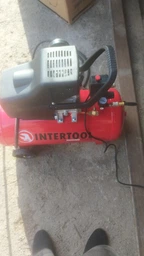 Компрессор 50 л, 1.5 кВт, 220 В, 8 атм, 206 л/мин. INTERTOOL PT-0003 фото от покупателей 1
