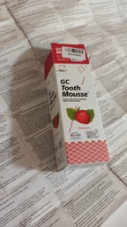 Ремінералізуючий захисний крем GC Tooth Mousse для чутливих зубів з смаком полуниці та дині фото от покупателей 6