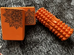 Массажный ролик Wealis Grid Roller Free Spine 33 см черный (роллер, валик, цилиндр для МФР и йоги, массажер для спины, ног, рук, шеи) (WS-GR33-1.2) фото от покупателей 8