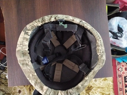 Кавер армійський з кріпленням під окуляри, тактичний чохол на шолом каску ЗСУ, камуфляж піксель