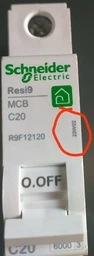 Автоматичний вимикач Schneider RESI9 R9F12140 1Р 40 A 6кА C фото від покупців 8
