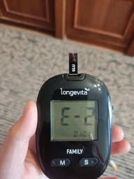 Глюкометр Longevita Family Система для вимірювання глюкози в крові + тест смужка 2 х 50 шт (6837149) фото від покупців 1