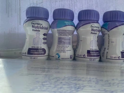 Энтеральное питание Nutricia Nutridrink Protein Neutral с нейтральным вкусом с высоким содержанием белка и энергии 4 шт х 125 мл (8716900576225) фото от покупателей 9