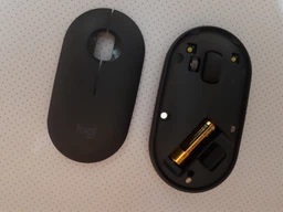 Миша Logitech M350 Wireless White (910-005716) фото від покупців 3