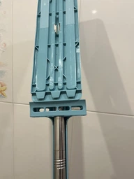 Многофункциональная швабра лентяйка с функцией отжима Spin Mop 360 Pro Бежевый (1-00706) фото от покупателей 5