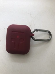 Чехол 2Е для Apple AirPods Pure Color Silicone Imprint 1.5 мм Fuchsia (2E-AIR-PODS-IBSI-1.5-FK) фото от покупателей 2