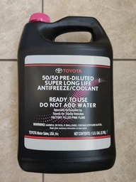 Антифриз Toyota Super Long Life Antifreeze Pre-Diluted 3.78 л (00272-SLLC2)