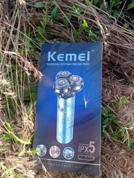 Чоловіча акумуляторна електробритва Kemei KM-507 для вологого і сухого гоління з трьома плаваючими головками фото від покупців 3