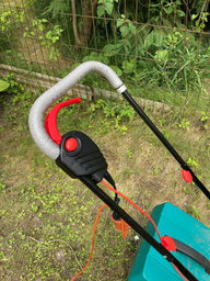Газонокосилка сетевая Bosch Rotak 32 1200Вт 31 л контейнер 6.8 кг (0600885B00) фото от покупателей 14