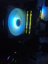 Модуль пам`яті DDR4 2x8GB/3600 Kingston Fury Beast RGB (KF436C17BBAK2/16) фото от покупателей 1