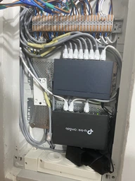 Коммутатор TP-LINK TL-SG108 8*1Гбит /с
